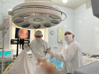 в Гагаринской ЦРБ провели первую лапароскопическую холецистэктомию - фото - 1